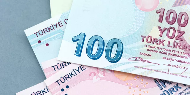 Why is the Turkish lira crawling?